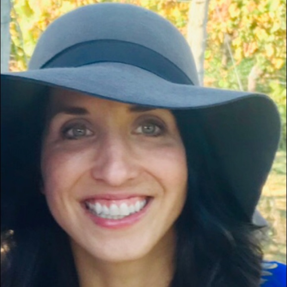 Meet your Posher, Amanda